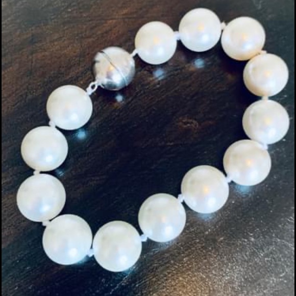pearl magnet clasp bracelet - Picture 2 of 3